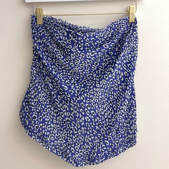 NWT Free People Take You Anywhere animal print Tube top strapless satin blue S - Picture 8 of 16